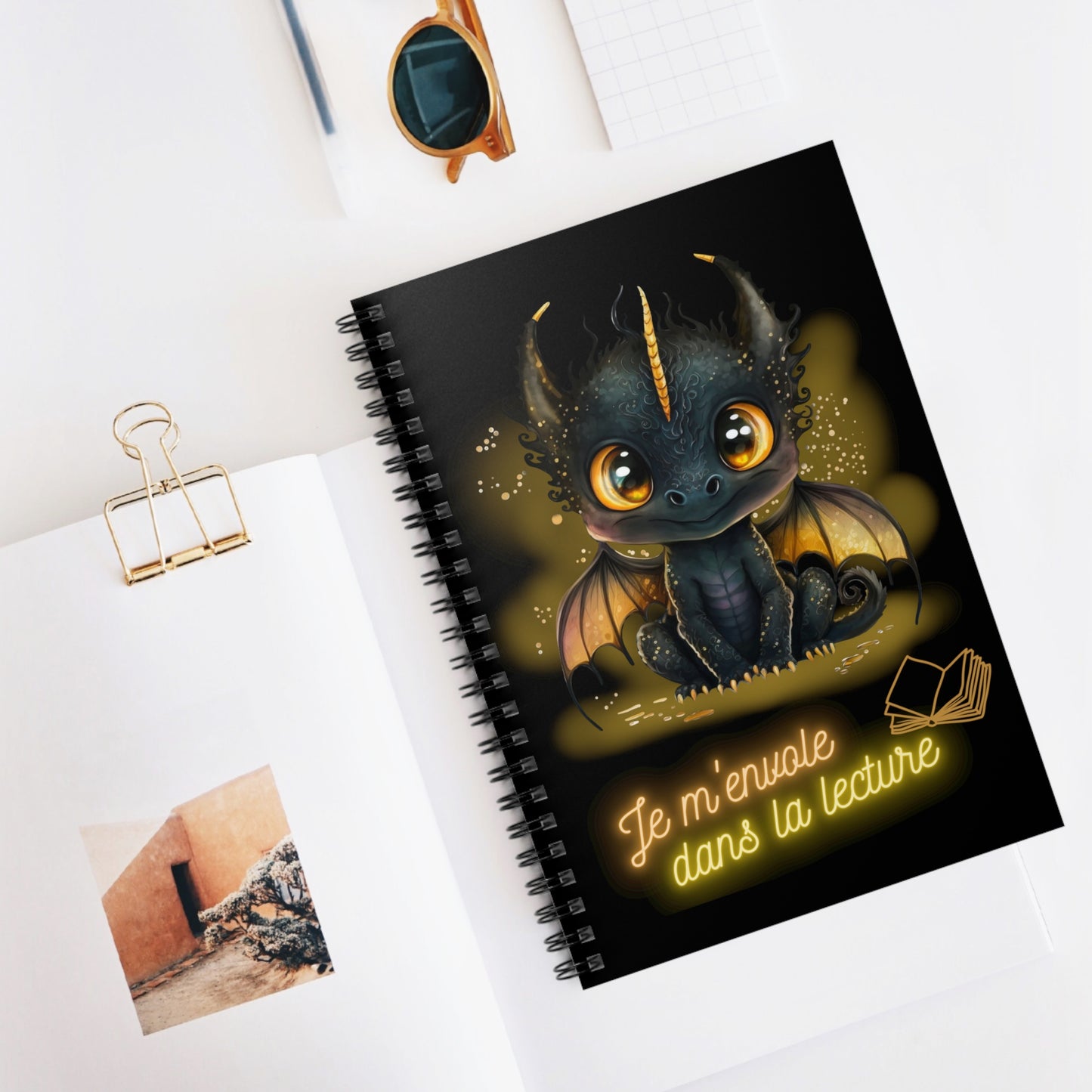 Cahier spirale Dragon mignon lecture